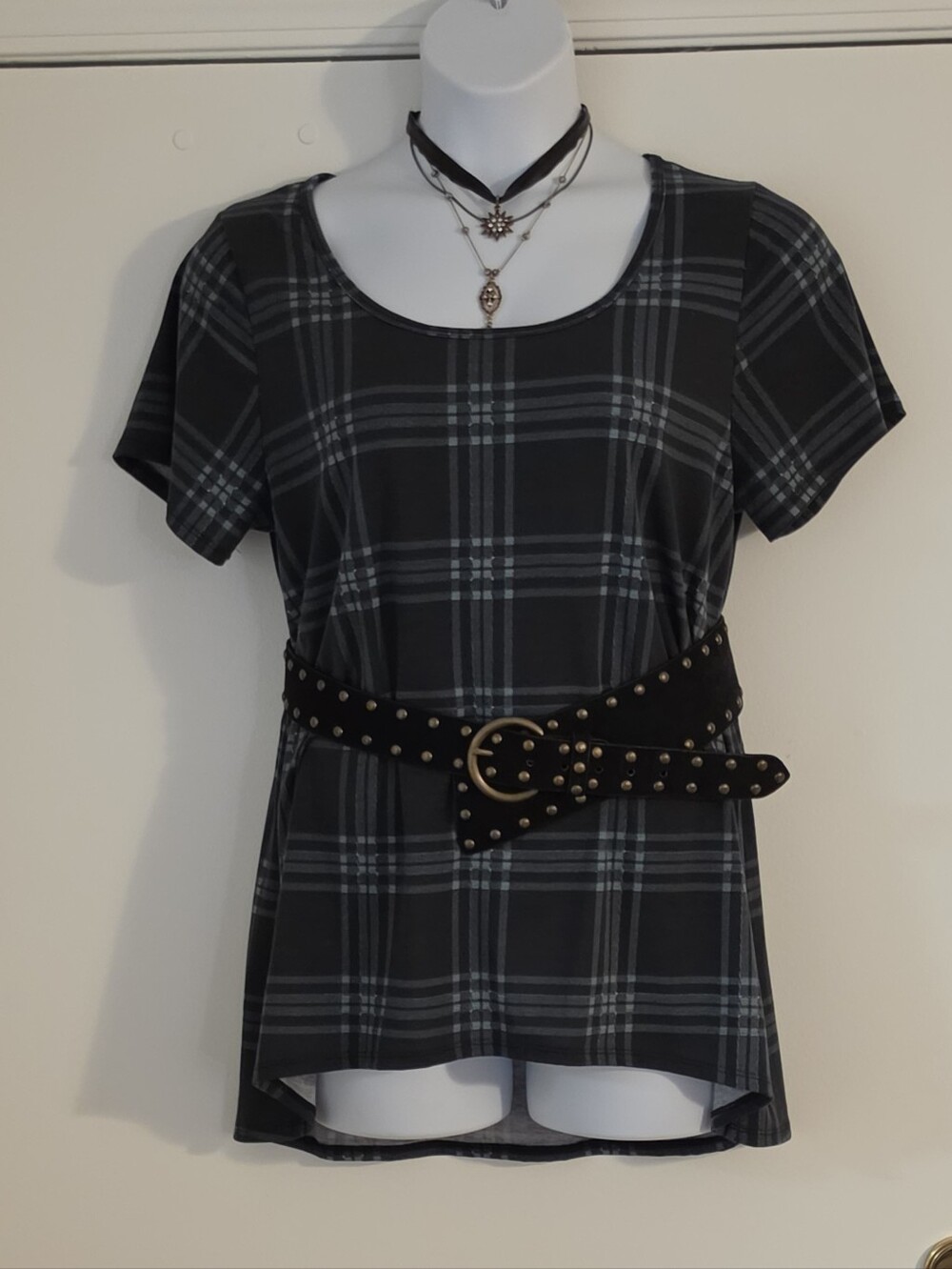 LuLaRoe XL Classic T Gray Green Dark Teal Tartan Plaid Cute Punk Preppy Tee Top